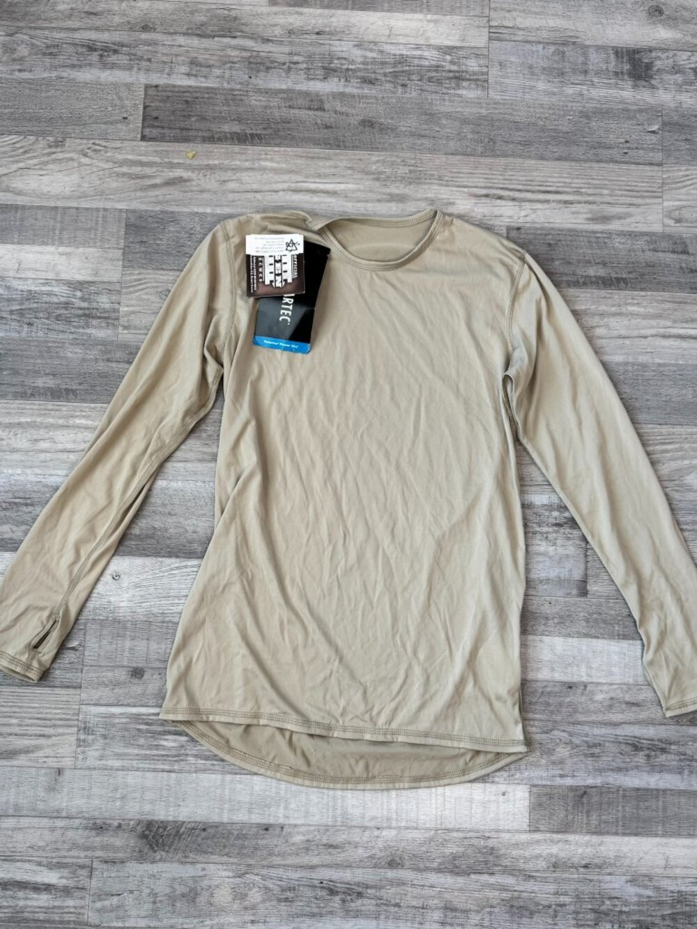 Polartec power dry NWT mens beige base layer long sleeve top size small P6